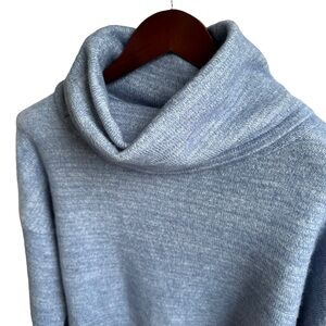 Dreamers Loose Turtleneck S
